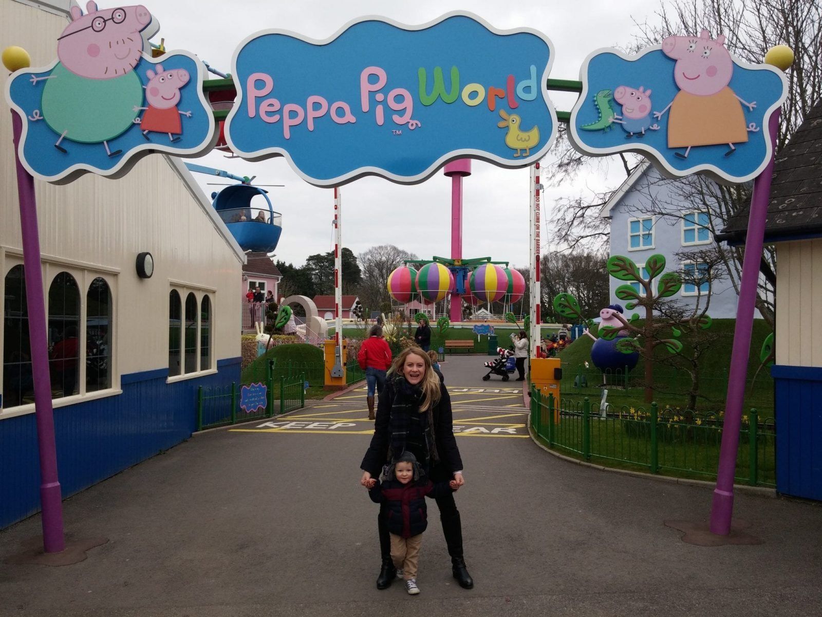Peppa Pig world for toddlers. Lara Joanna Jarvis Peppa Pig world for toddlers. Lara Joanna Jarvis