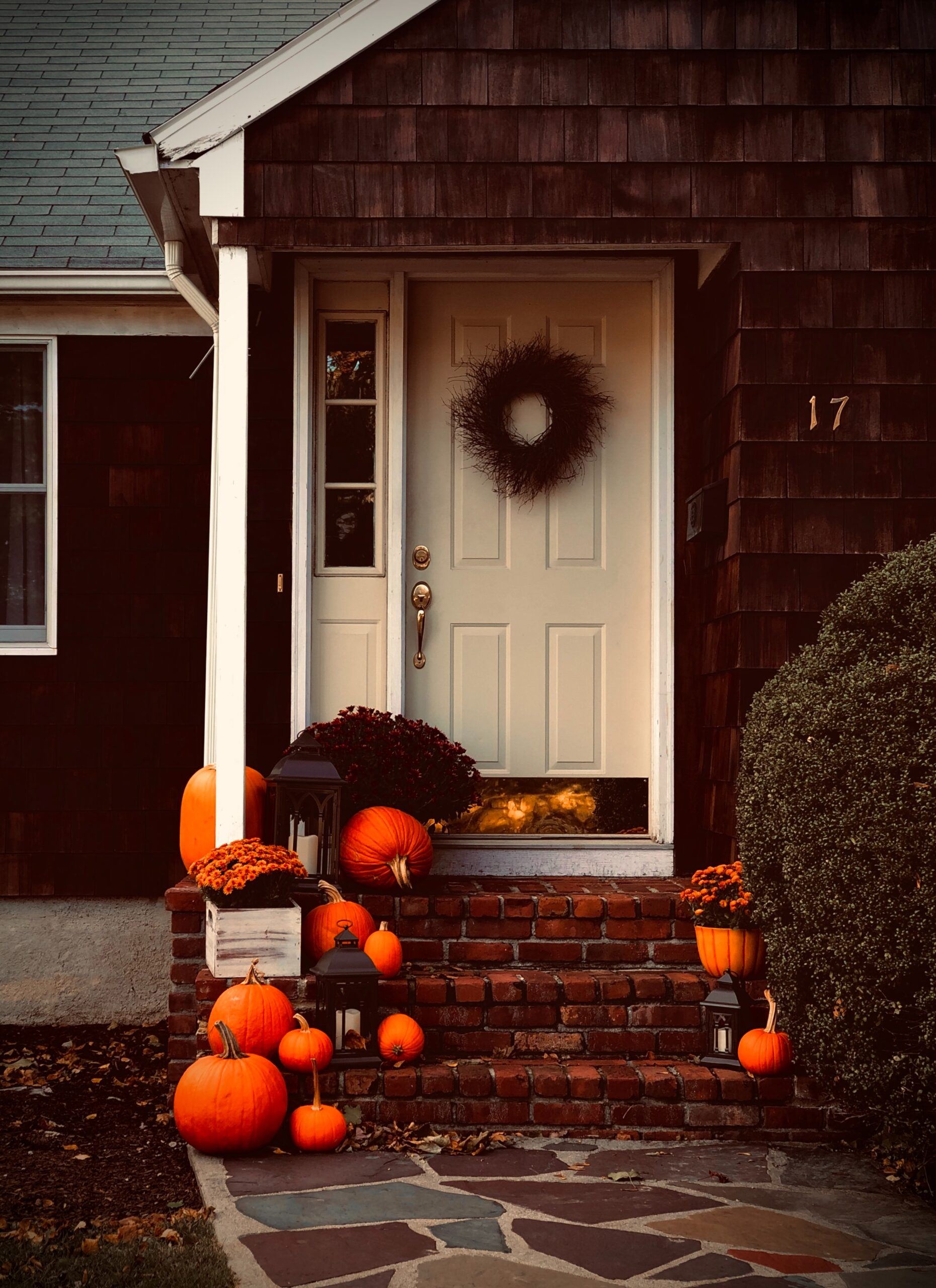 Halloween Home Decor Craft Ideas 2020. Lara Joanna Jarvis Halloween Home Decor Craft Ideas 2020. Lara Joanna Jarvis