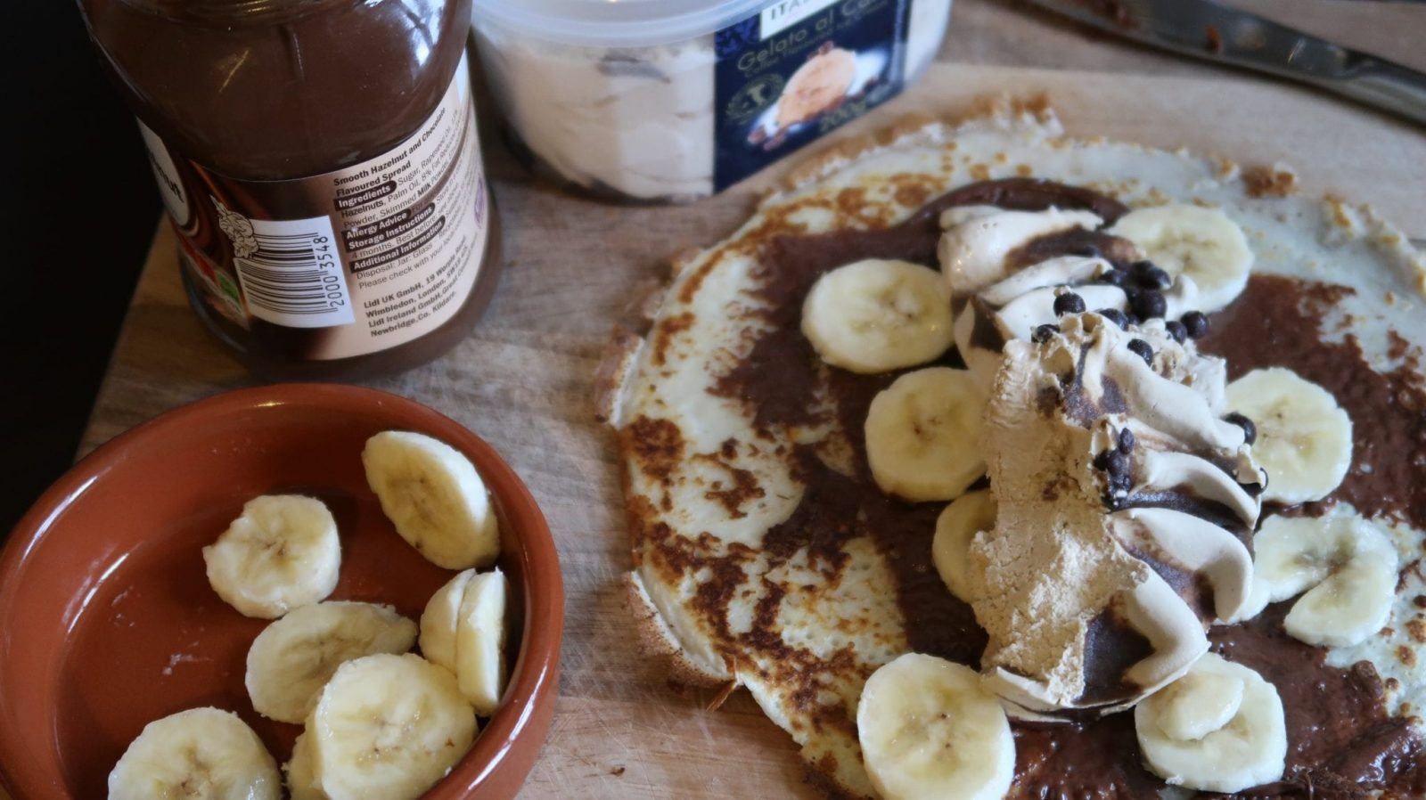 HOW TO MAKE PANCAKES! Lara Joanna Jarvis