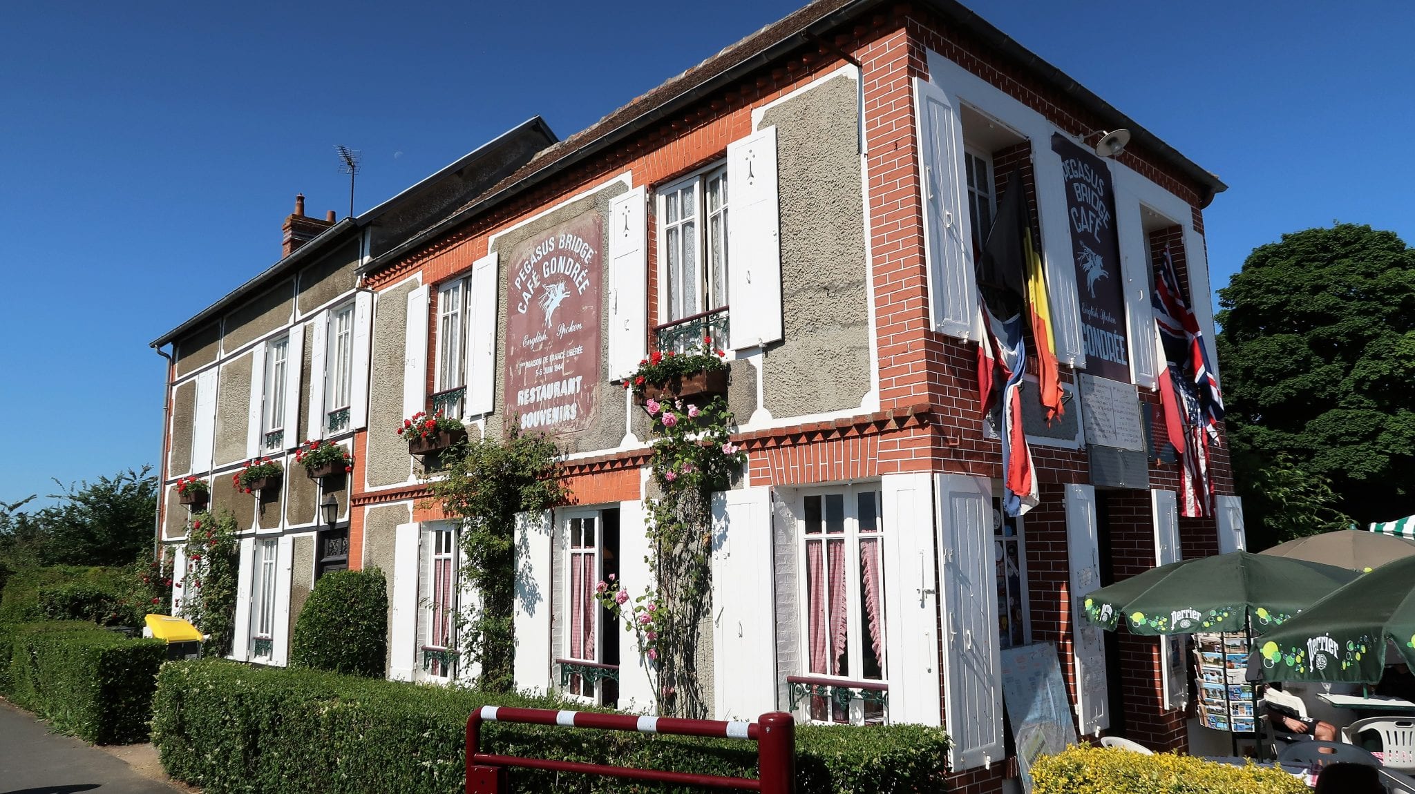 What to Expect from a Eurocamp Holiday. Lara Joanna Jarvis What to Expect from a Eurocamp Holiday. Lara Joanna Jarvis