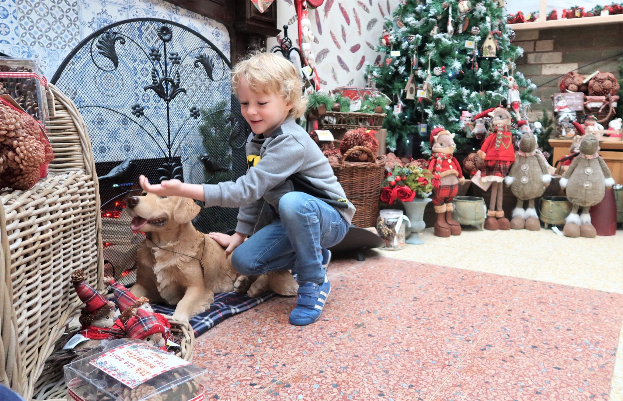 Christmas Traditions - 10 Family Christmas Traditions Lara Joanna Jarvis