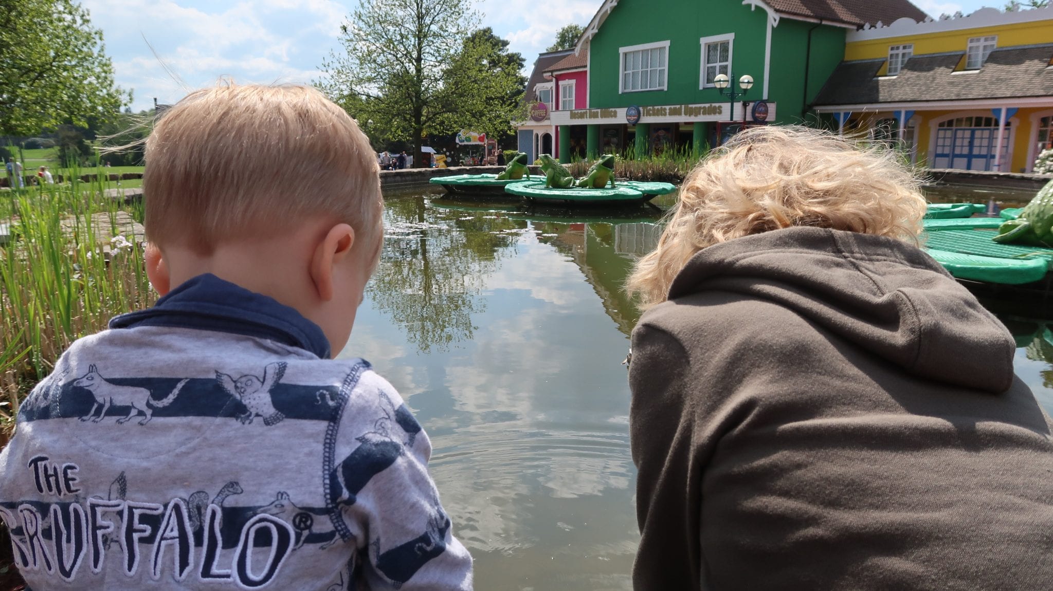 22 Fun Things For Children At Alton Towers Before They're 1.4m Lara Joanna Jarvis 22 Fun Things For Children At Alton Towers Before They're 1.4m Lara Joanna Jarvis