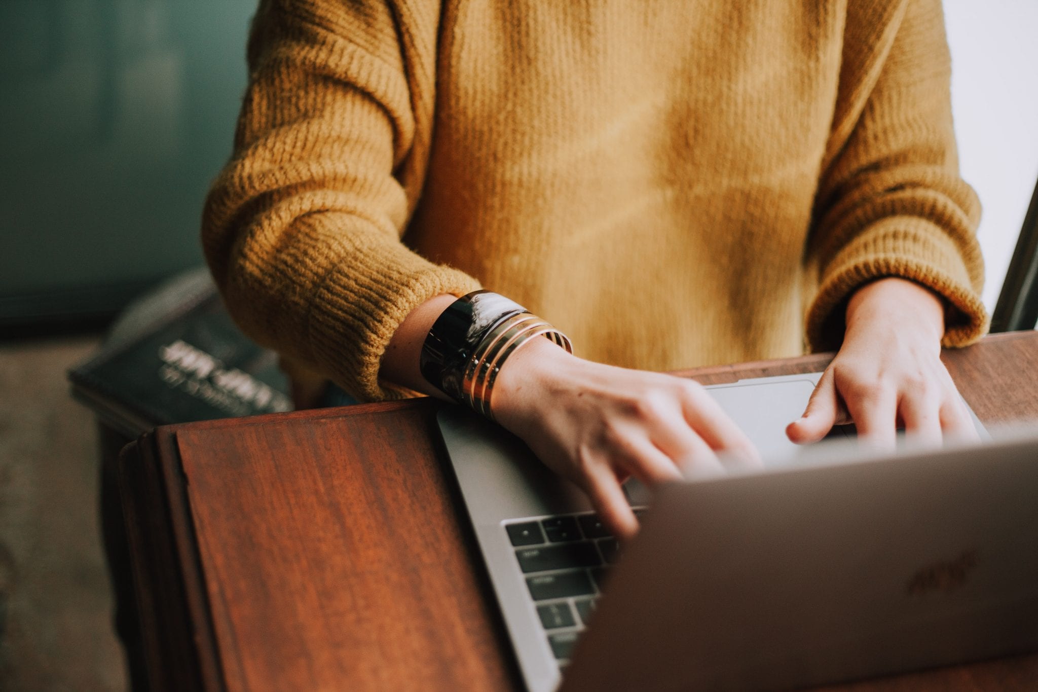 How To avoid Summer Holiday Burnout When You Work For Yourself. Lara Joanna Jarvis