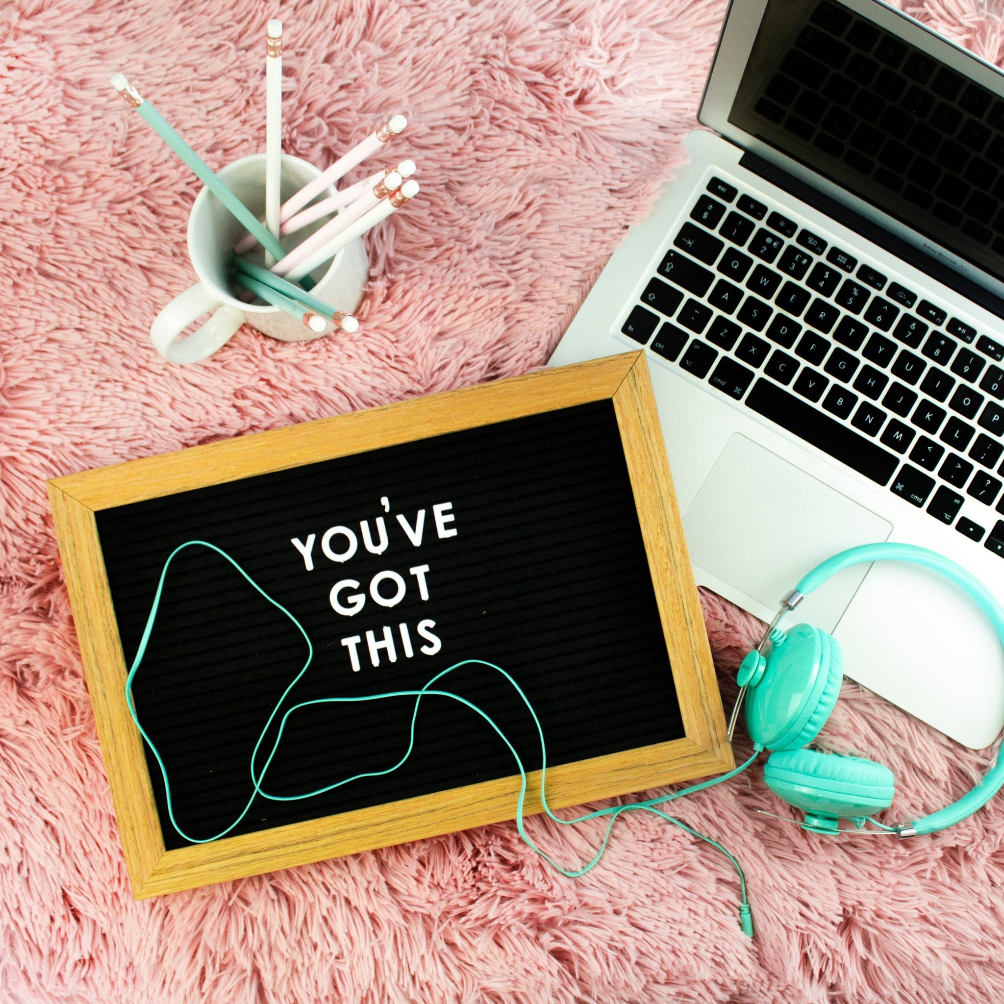 How To avoid Summer Holiday Burnout When You Work For Yourself. Lara Joanna Jarvis