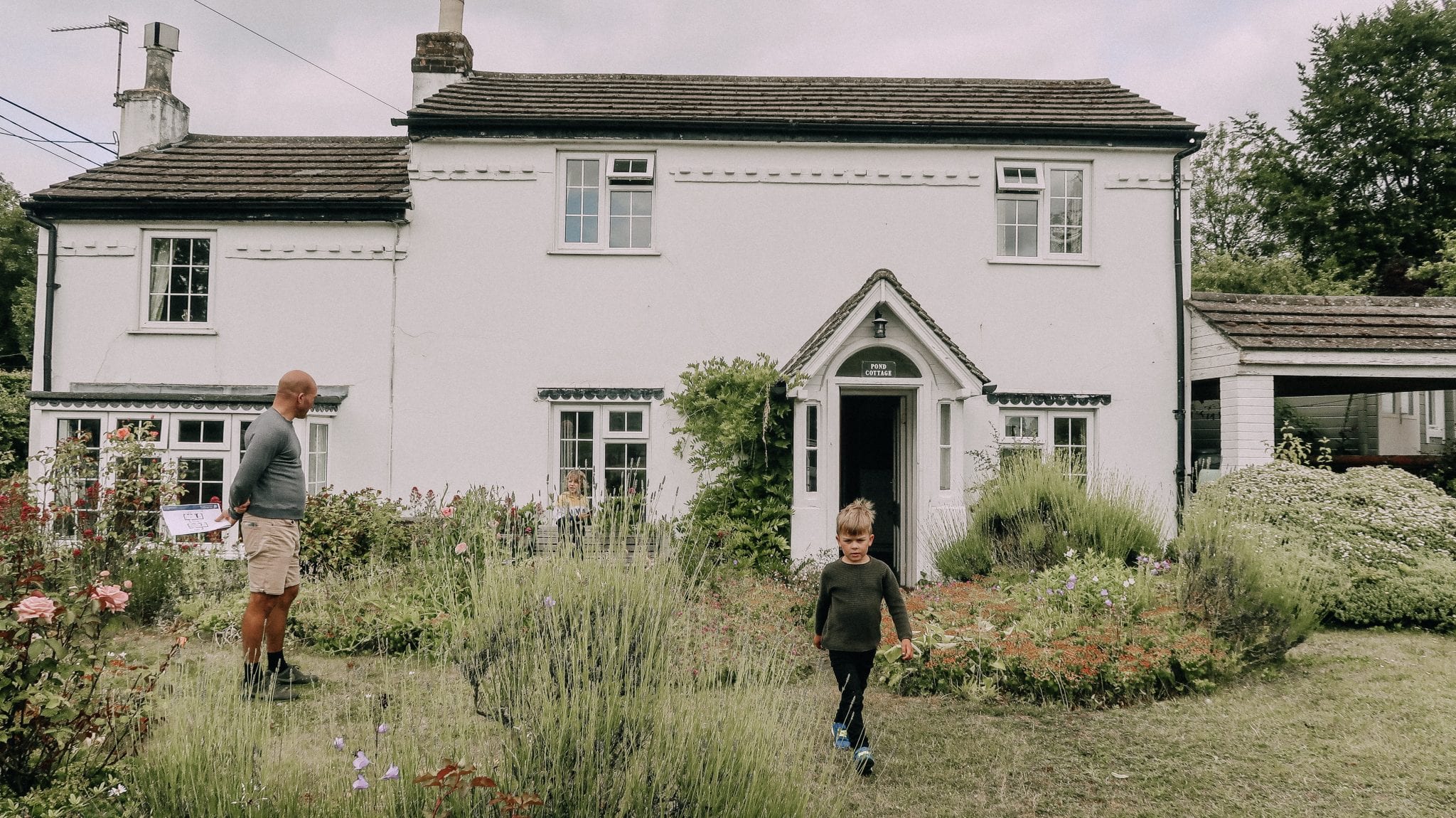 FIVE TIPS FOR BUYING YOUR FIRST HOME Lara Joanna Jarvis