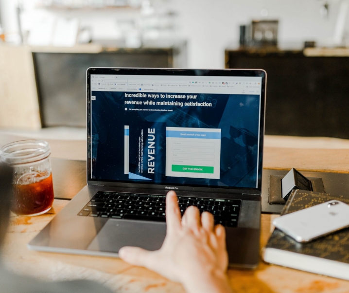 15 Side Hustle Ideas for 2022 to Generate New Streams of Revenue