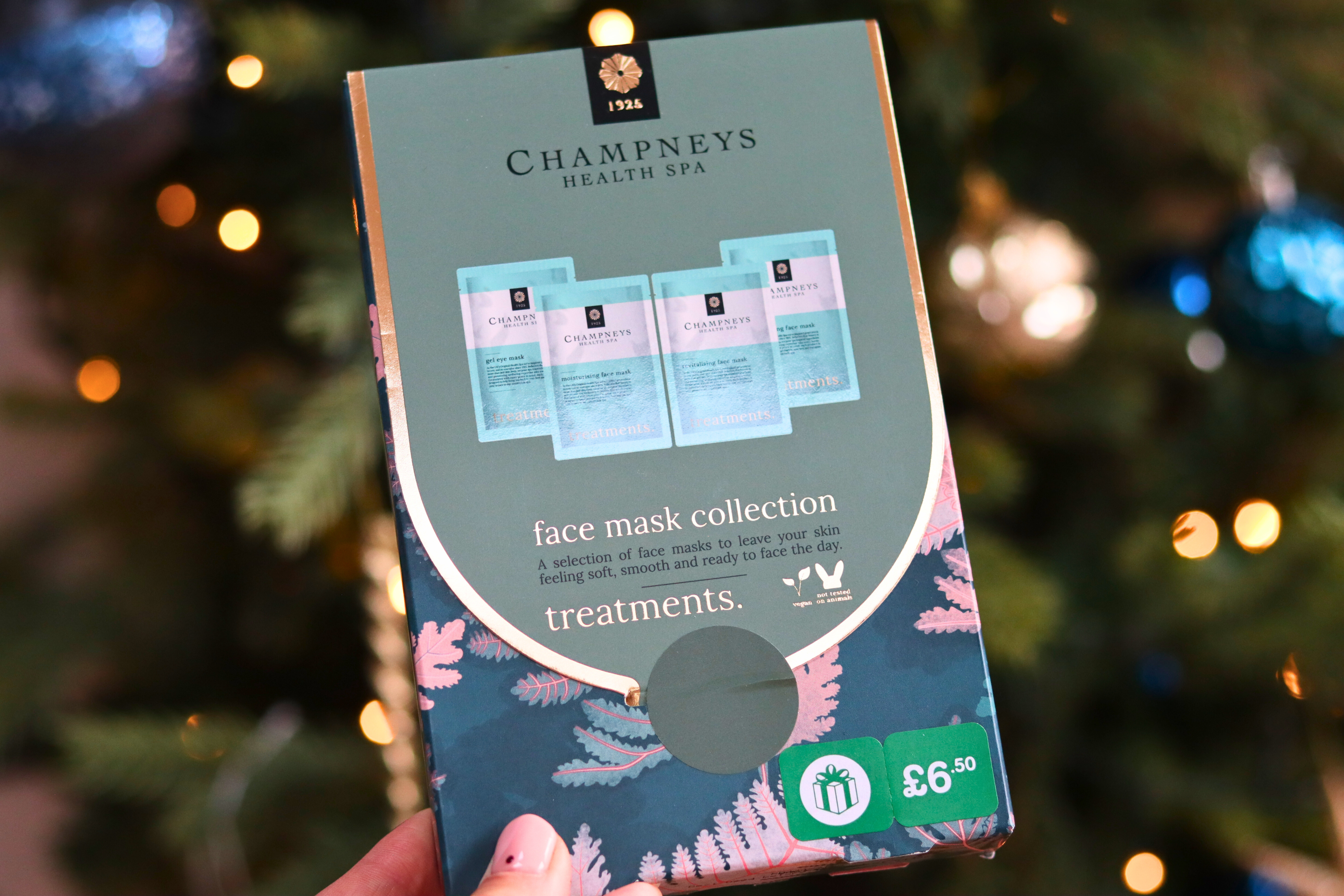 Joyful Gifting on a Budget: Unwrap the Best Christmas Gifts of 2023 with Boots. AD Lara Joanna Jarvis Joyful Gifting on a Budget: Unwrap the Best Christmas Gifts of 2023 with Boots. AD Lara Joanna Jarvis