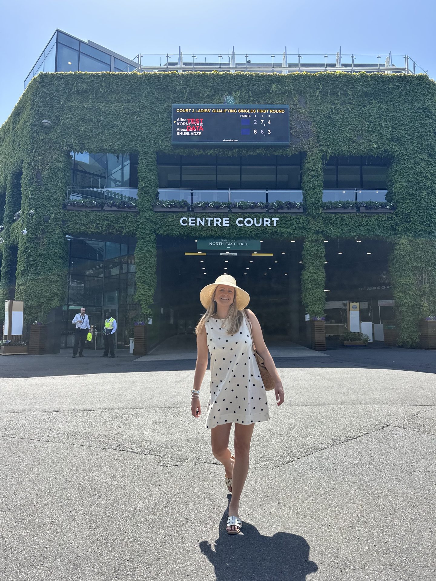 Your First Time at Wimbledon: Everything You Need to Know (Tickets, Tips and What to Expect) Lara Joanna Jarvis Your First Time at Wimbledon: Everything You Need to Know (Tickets, Tips and What to Expect) Lara Joanna Jarvis