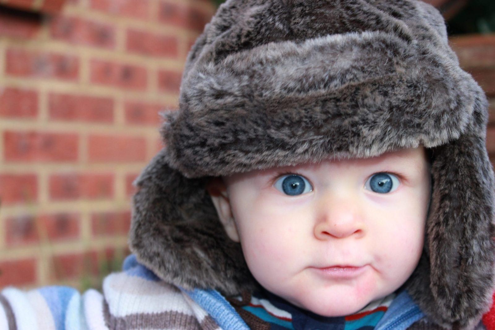 newborn baby looking cute